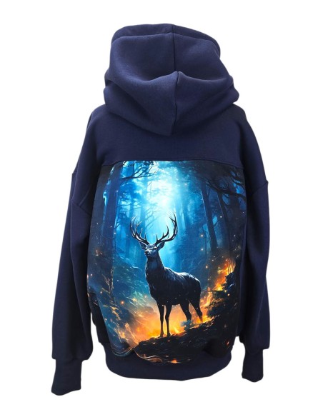 Bluza-kameleon-z-suwakiem-jeleń-nocą